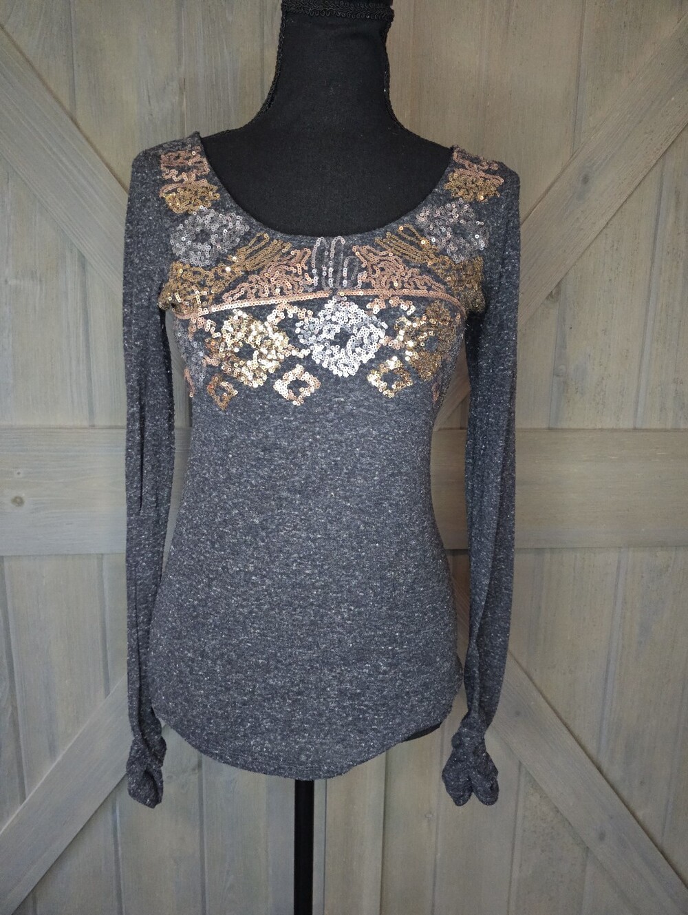 Daytrip Sequin Top sz Small